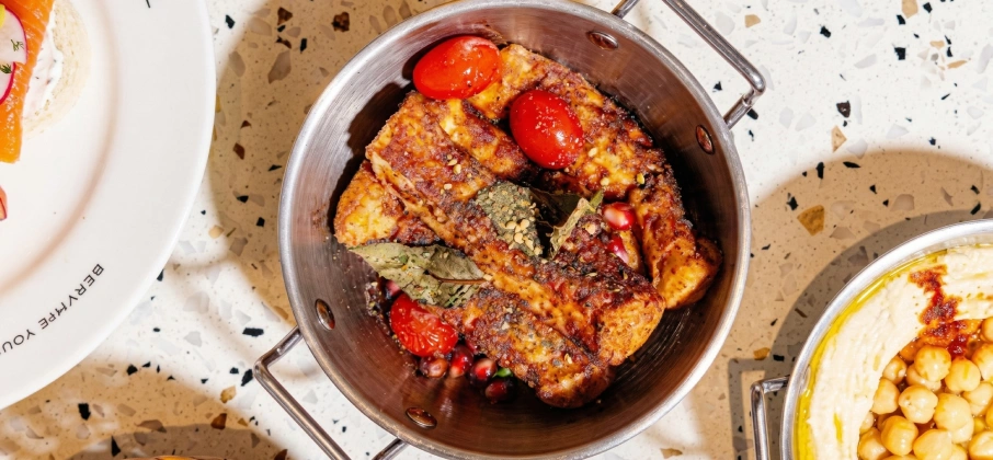 Brunch dishes at Eggstatic Ottawa