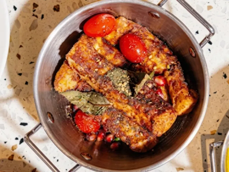 Brunch dishes at Eggstatic Ottawa